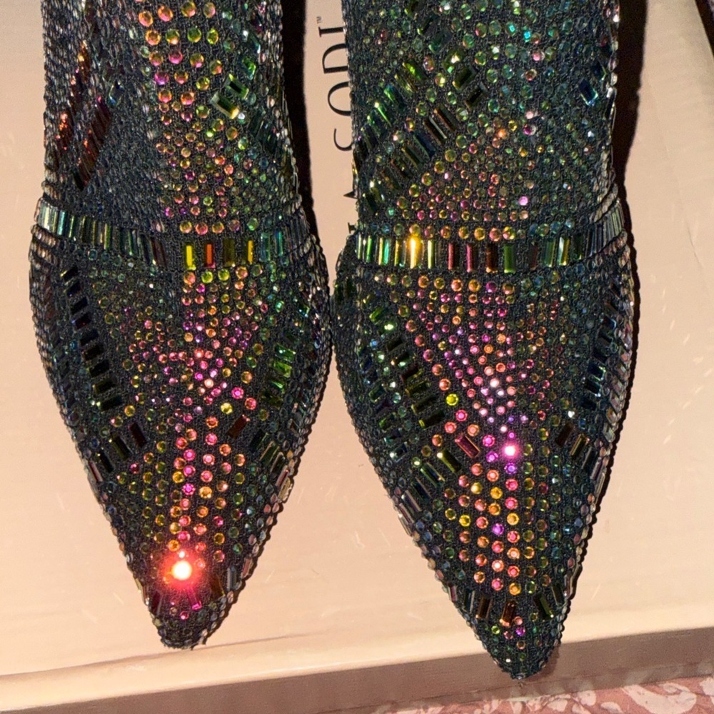 Thalia Sodi Black and Multicolor Embellished Heels - Picture 6 of 8
